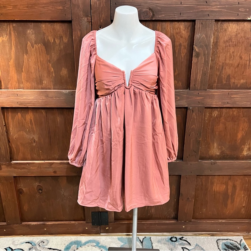 Chic Long Sleeve Dress in Dusty Pink